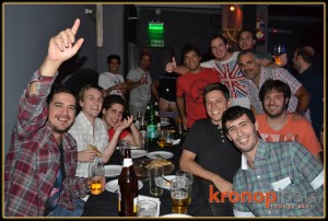 Donde ir a Karaoke cantobar con amigos